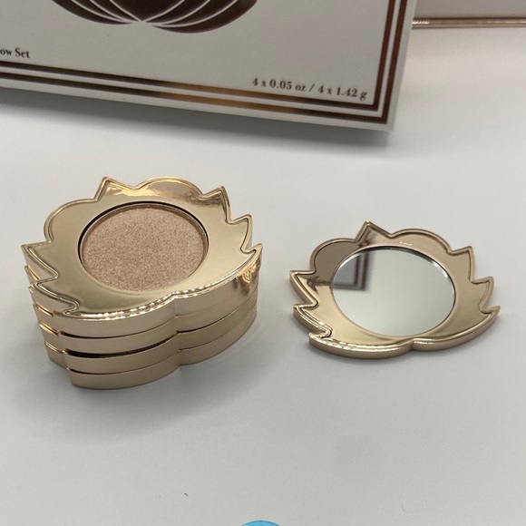 Gold Natural Eyeshadow Palette Set - Blessed Beauty | Gold and Brown Tones | 🆕 - Picture 6 of 10